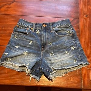 Madewell Daisy Embroidered Jean Short